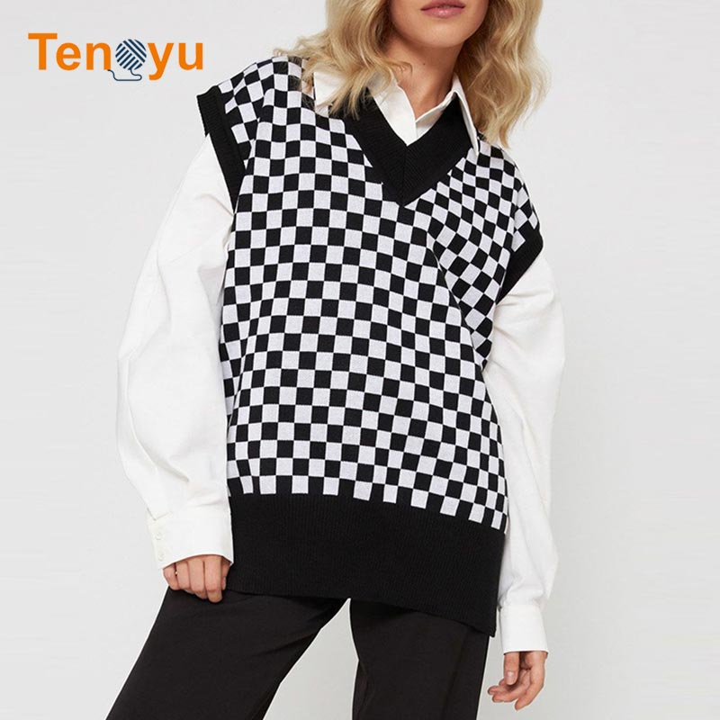 OEM/ODM Plaid Knitted V-Neck Women Vest Sweater