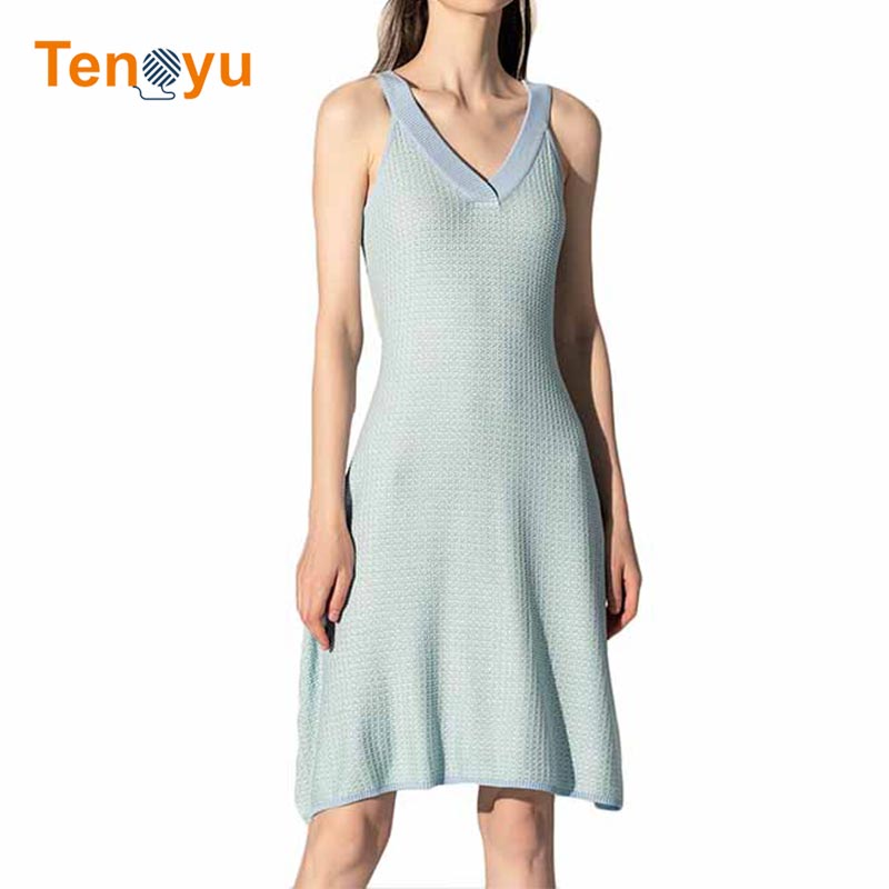 OEM/ODM Custom Tigh Knit Dress V-neck Sweater Dress