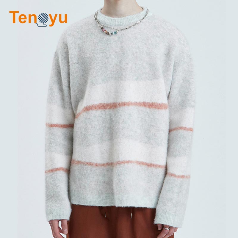 OEM/ODM Custom Fashion Men Winter Striped Sweater