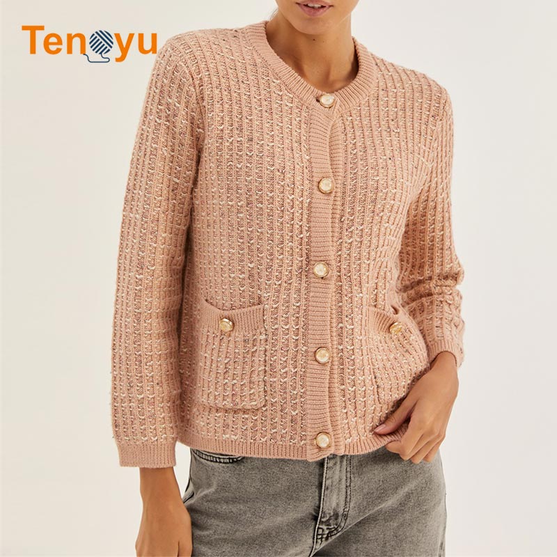 OEM/ODM Comfortable Thick Pearl Button Sweater